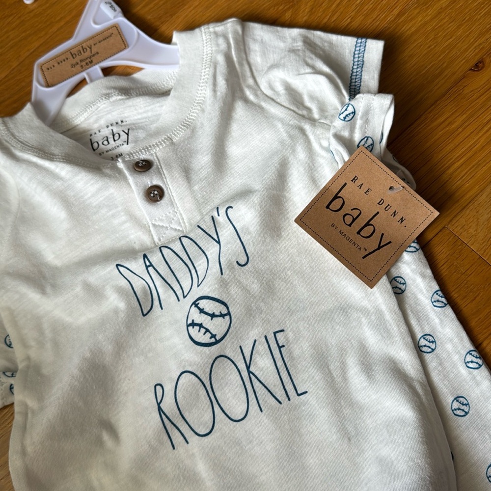 NET Rae Dunn Baby Boy 3-6 Months "Daddy's Rookie" Baseball Rompers - Picture 7 of 9